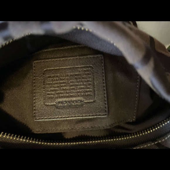 Small Dark Brown Woman’s handbag - Picture 6 of 13